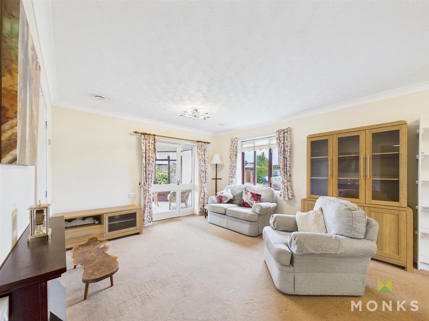 17 Meadowbrook Court Twmpath Lane, Oswestry, SY10 7HD For Sale